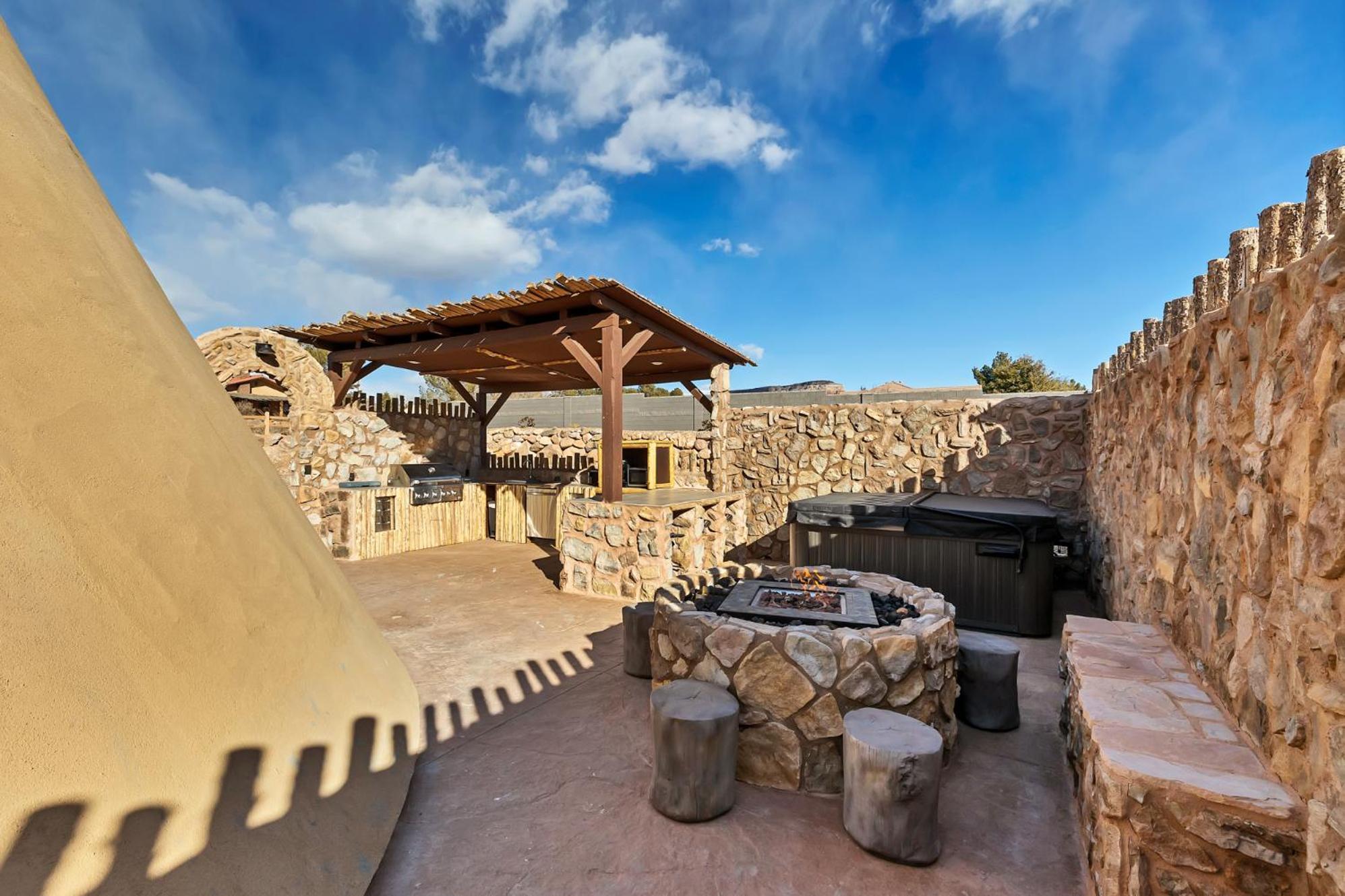 Zion White Bison Glamping & Rv Resort Верджин Экстерьер фото
