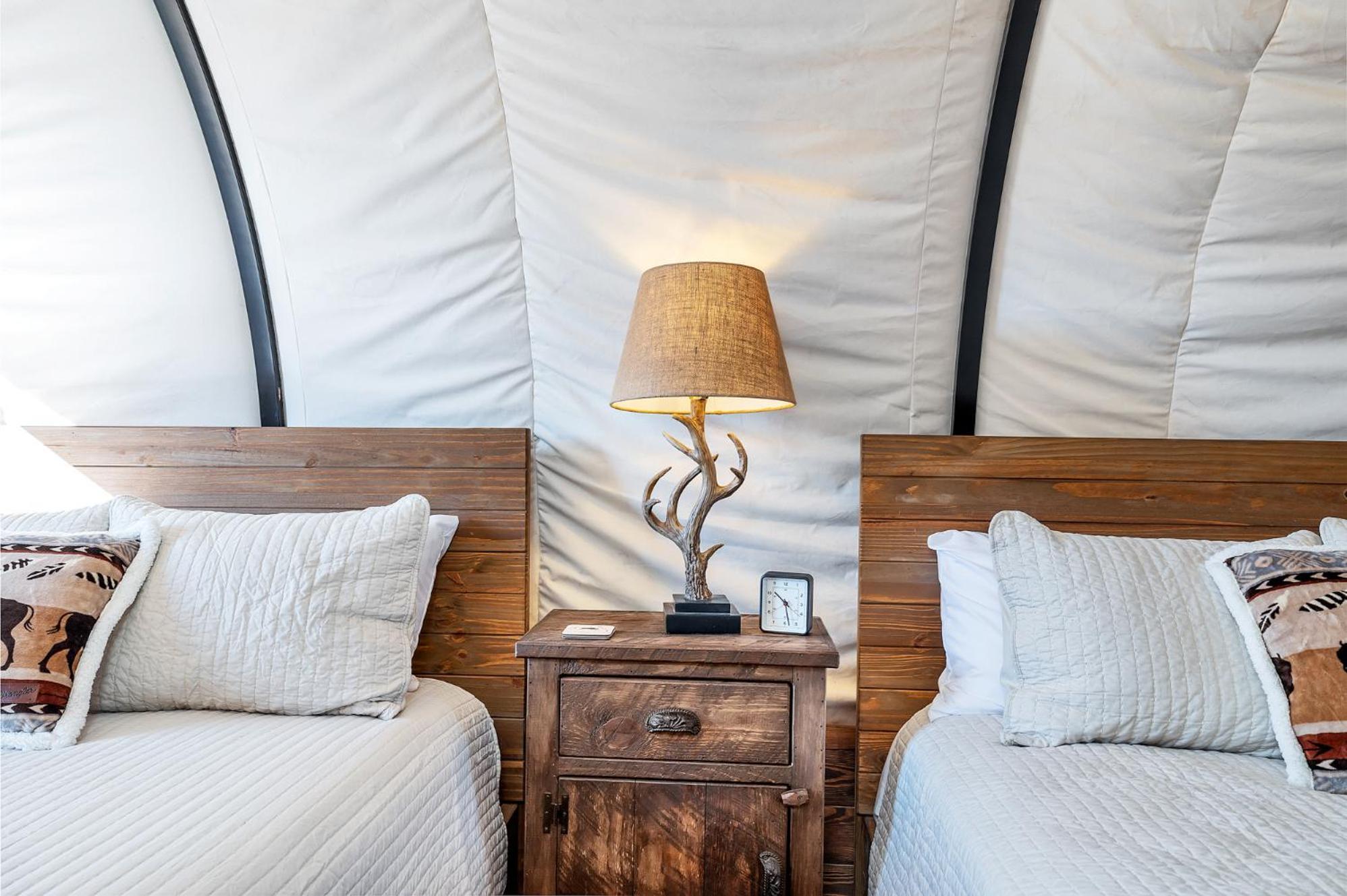 Zion White Bison Glamping & Rv Resort Верджин Номер фото