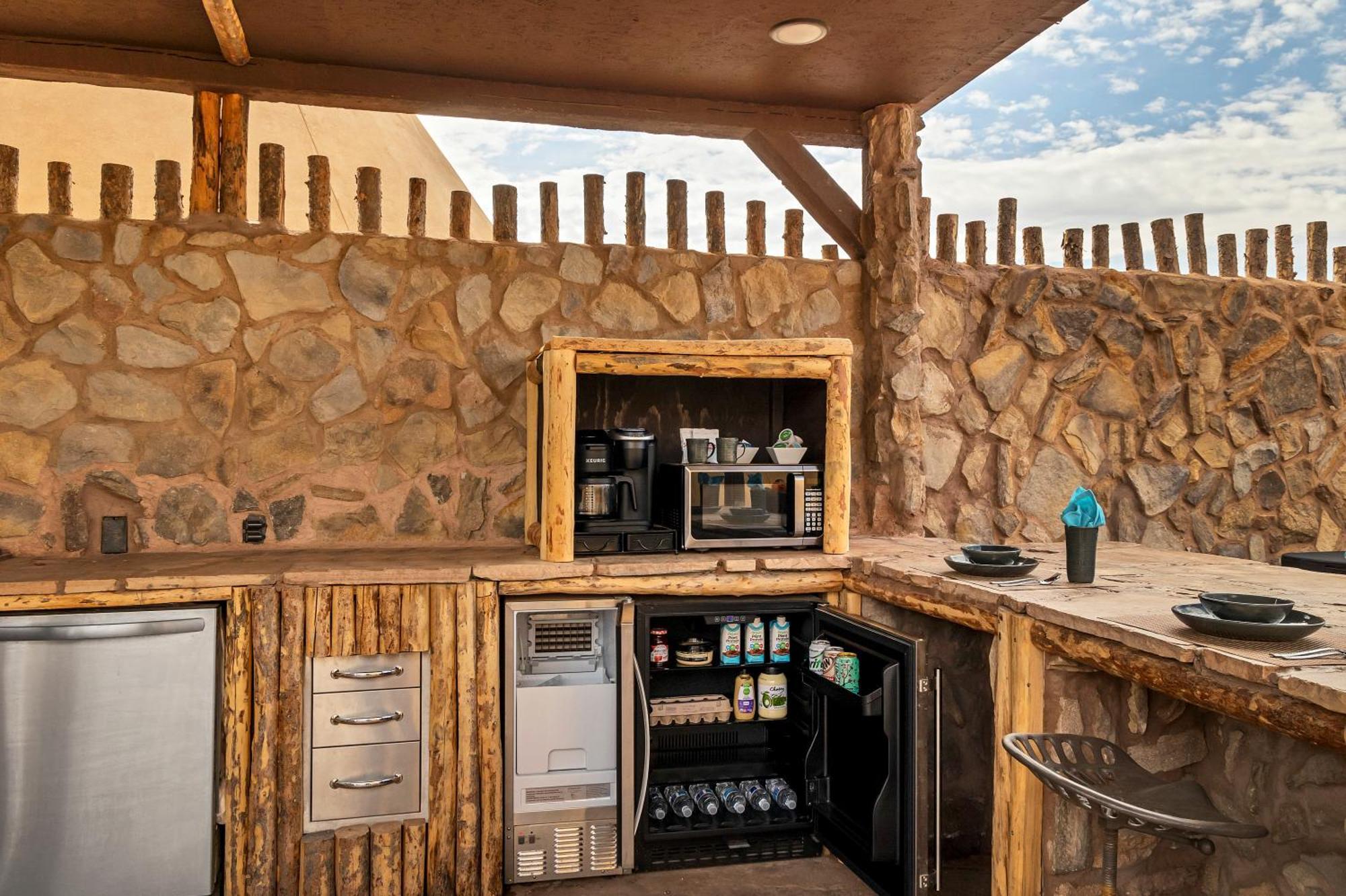 Zion White Bison Glamping & Rv Resort Верджин Экстерьер фото